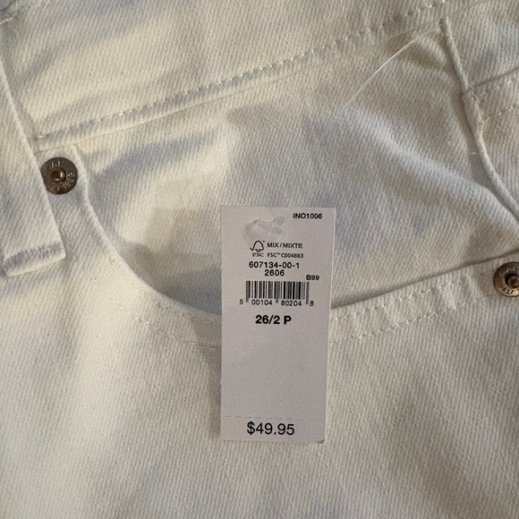 5” Mid Rise Girlfriend Shorts 26/2/P NWT - Picture 3 of 3